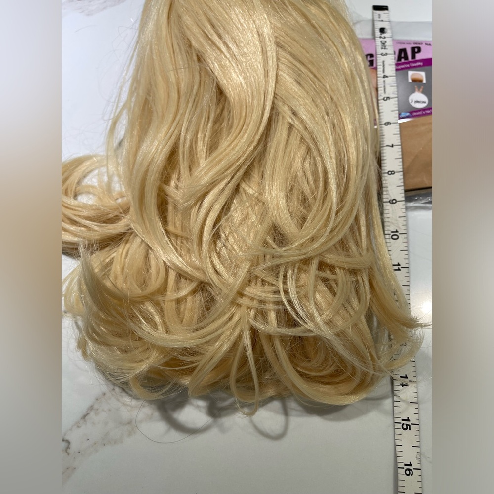 🥳🥳HAIR, 16” Costume Straight with bangs, Bouffant/style, very blonde